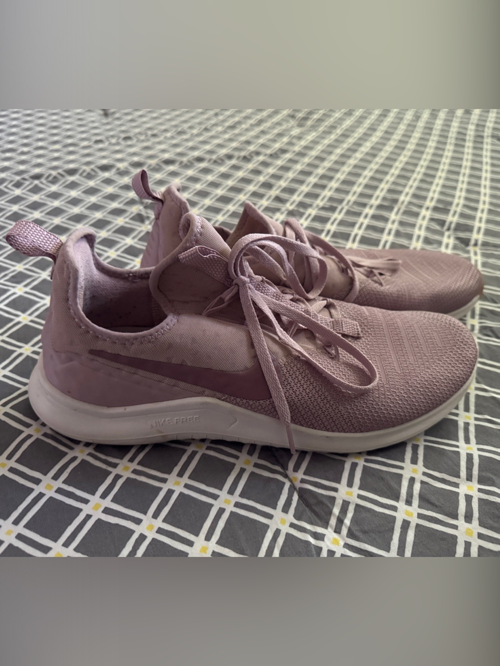 Women’s Nike Training Shoes - Mauve Pink